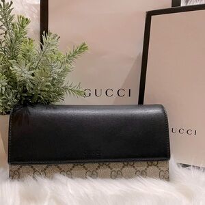Gucci Marmont Bi-color Continental Wallet